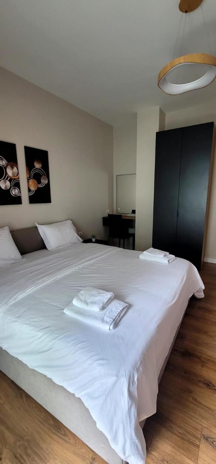 @Bazaar2 Apartman Tirana Kültér fotó