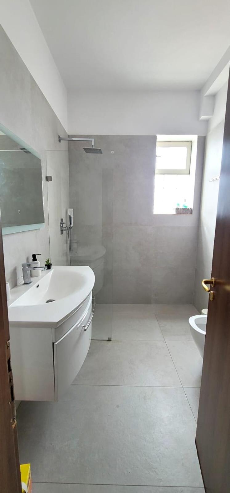 @Bazaar2 Apartman Tirana Kültér fotó